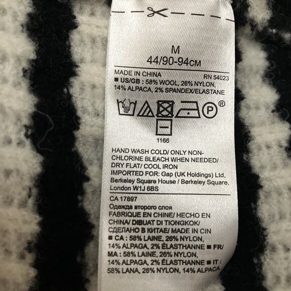 Banana Republic Filpucci Italian Black/White Striped Wool Blend Sweater Size M - Picture 12 of 12